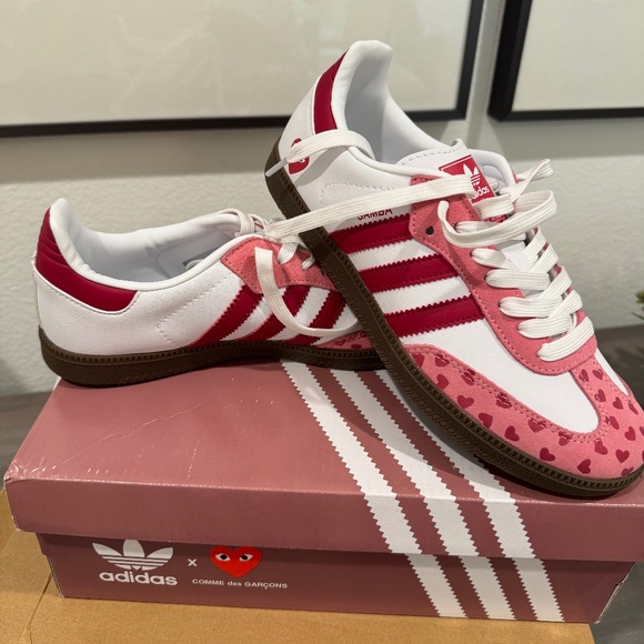 Adidas Shoes - Adidas Sambas x Comme Des Garçons